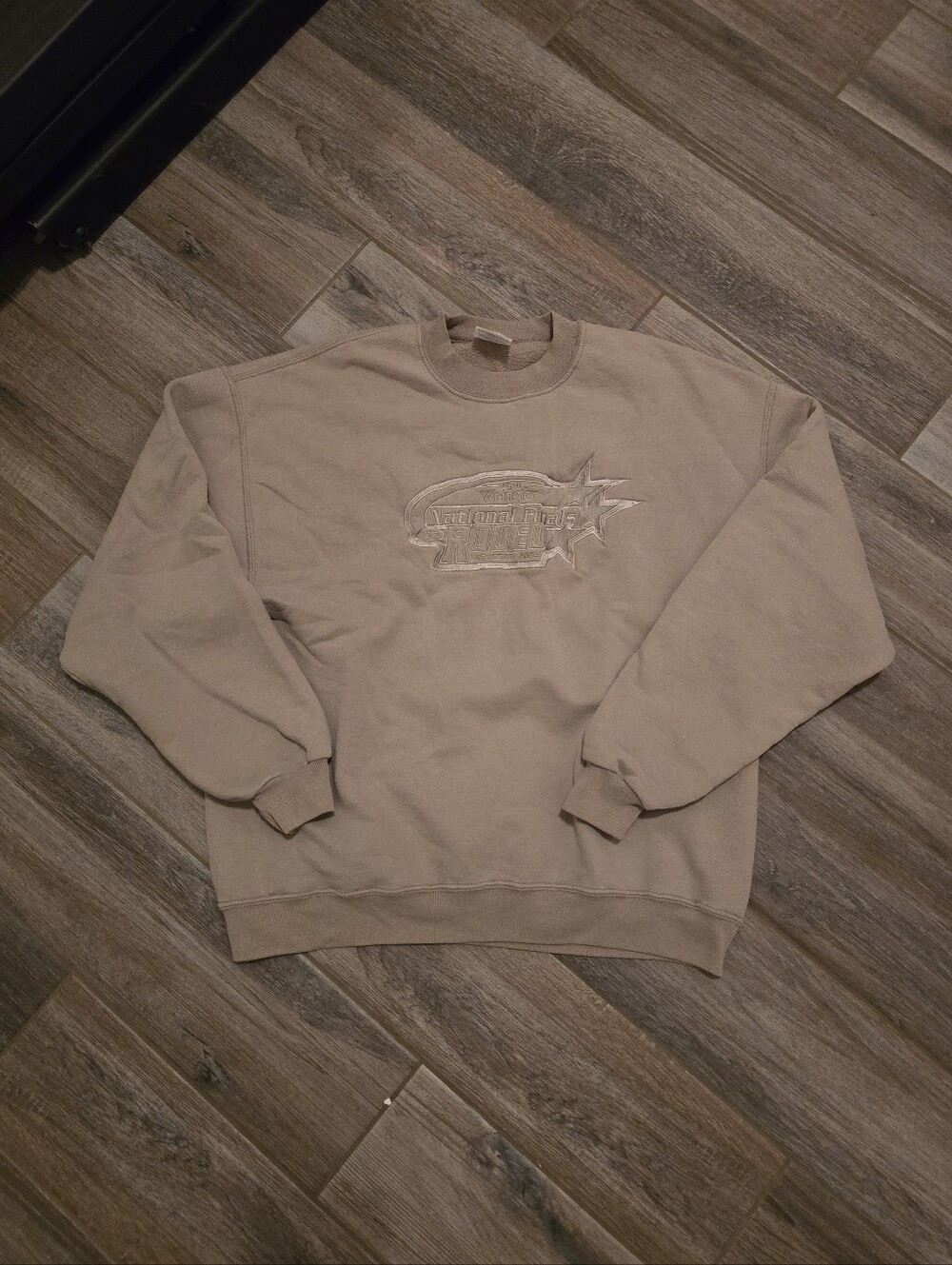 Vintage 2003 Tan Wrangler National Rodeo Finals Sweatshirt Crewneck